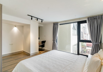 Duplex 2 Bedroom Serviced Apartment For Rent - BKK1, Phnom Penh thumbnail