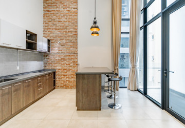 Duplex 2 Bedroom Serviced Apartment For Rent - BKK1, Phnom Penh thumbnail