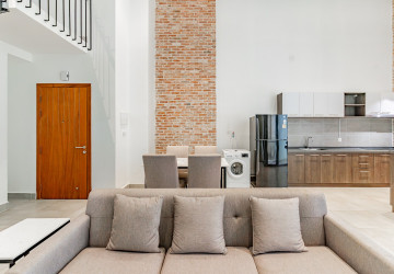 Duplex 2 Bedroom Serviced Apartment For Rent - BKK1, Phnom Penh thumbnail