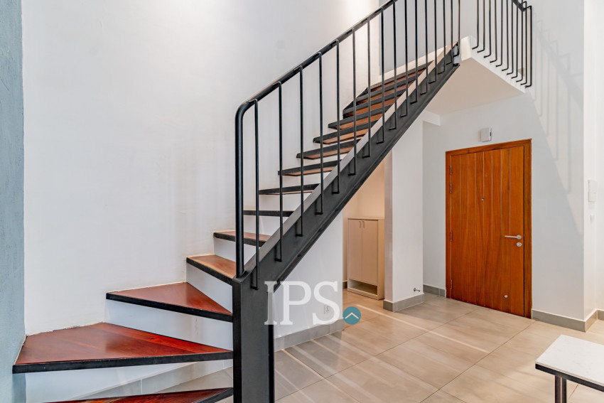 Duplex 2 Bedroom Serviced Apartment For Rent - BKK1, Phnom Penh