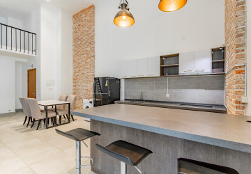 Duplex 2 Bedroom Serviced Apartment For Rent - BKK1, Phnom Penh thumbnail