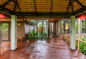 2 Bedroom Wooden House For Rent - Chreav, Siem Reap thumbnail