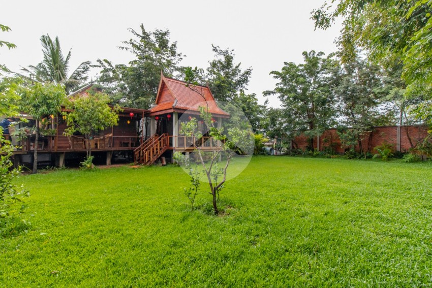 2 Bedroom Wooden House For Rent - Chreav, Siem Reap