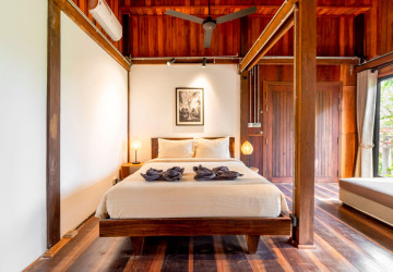 2 Bedroom Wooden House For Rent - Chreav, Siem Reap thumbnail
