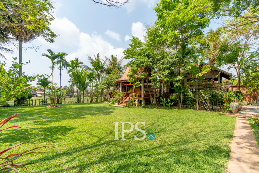 2 Bedroom Wooden House For Rent - Chreav, Siem Reap