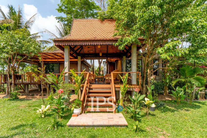 2 Bedroom Wooden House For Rent - Chreav, Siem Reap