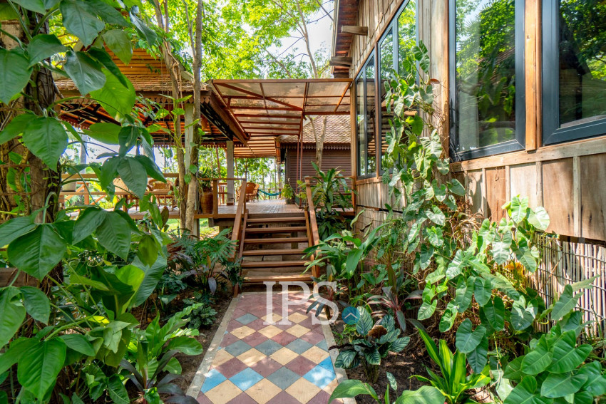 2 Bedroom Wooden House For Rent - Chreav, Siem Reap