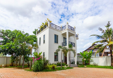 2 Bedroom Villa For Rent - Chreav, Siem Reap thumbnail