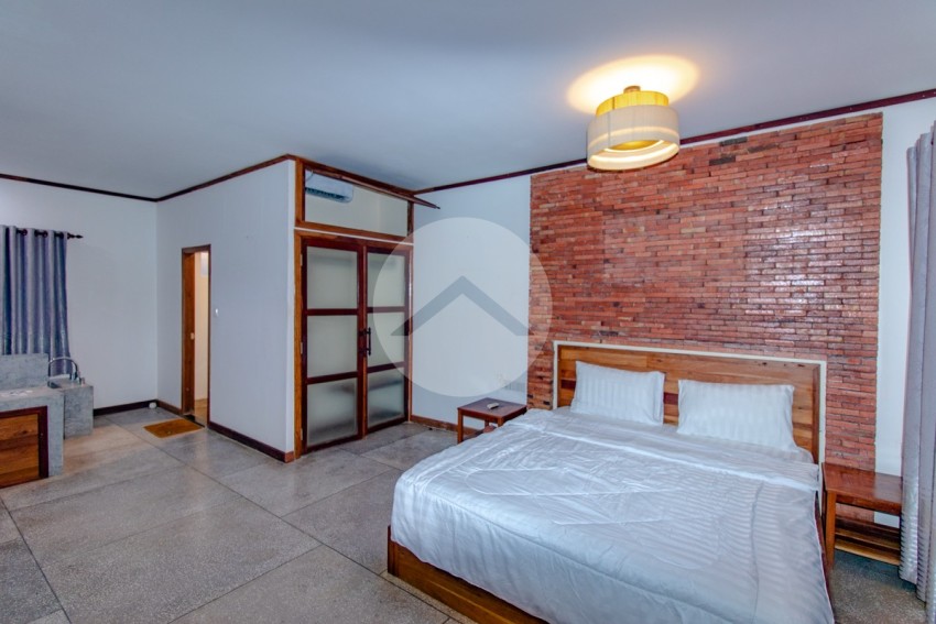 12 Bedroom Boutique Hotel For Sale - Slor Kram, Siem Reap