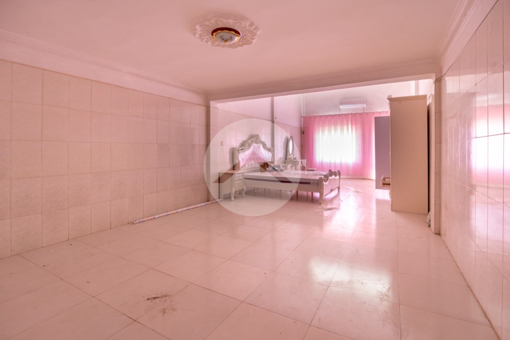 6 Bedroom Flat House For Sale - Toul Kork, Phnom Penh - Image 14
