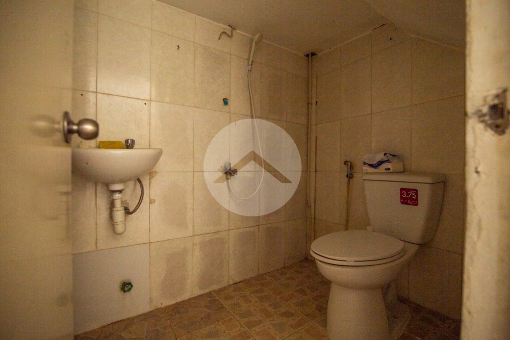 6 Bedroom Flat House For Sale - Toul Kork, Phnom Penh - Image 17
