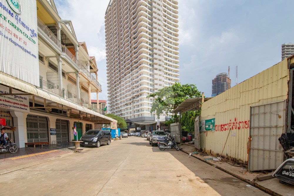 6 Bedroom Flat House For Sale - Toul Kork, Phnom Penh - Image 18