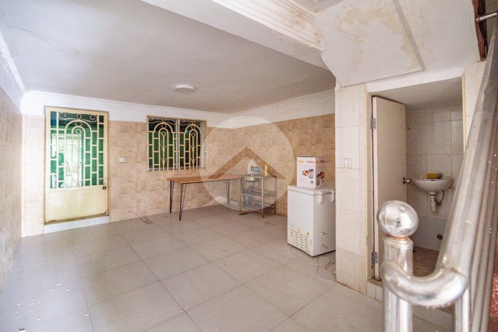 6 Bedroom Flat House For Sale - Toul Kork, Phnom Penh - Image 10