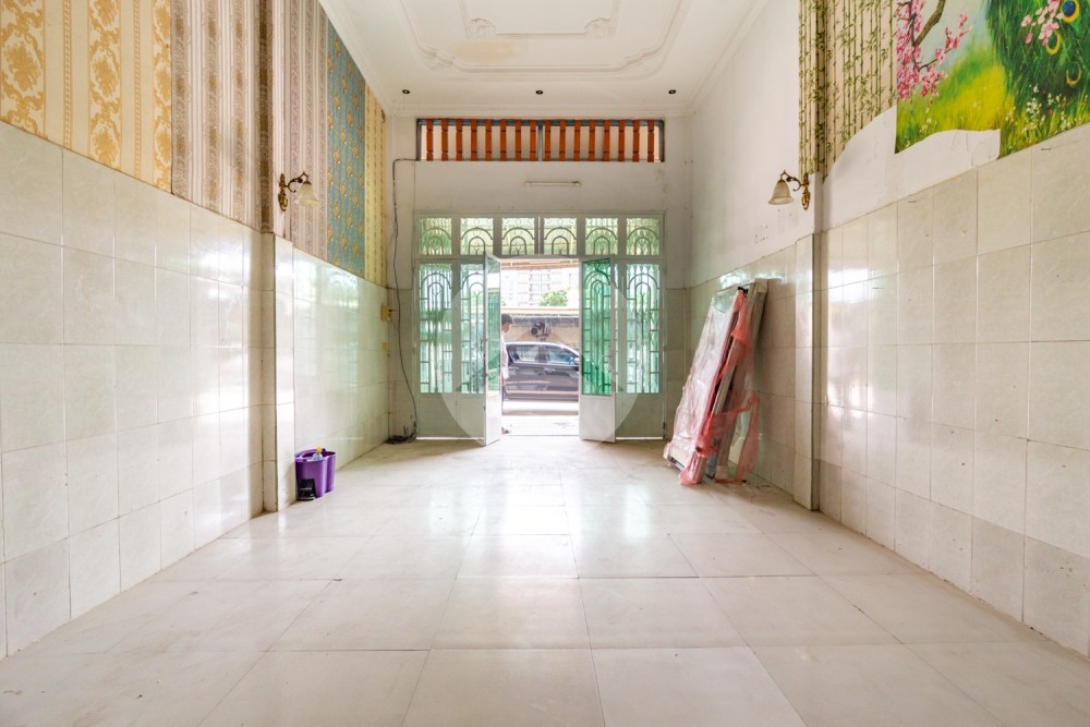 6 Bedroom Flat House For Sale - Toul Kork, Phnom Penh - Image 3