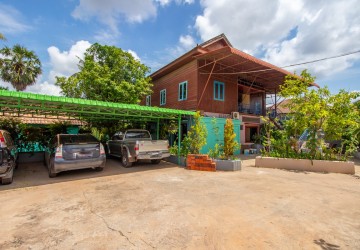 13 Bedroom Villa Compund For Sale - Night Market Area, Siem Reap thumbnail