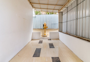 25 Unit Apartment Building For Rent -Boeung Kak 2, Phnom Penh thumbnail