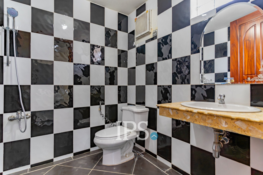 25 Unit Apartment Building For Rent -Boeung Kak 2, Phnom Penh