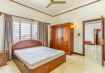 25 Unit Apartment Building For Rent -Boeung Kak 2, Phnom Penh thumbnail