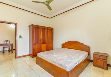 25 Unit Apartment Building For Rent -Boeung Kak 2, Phnom Penh thumbnail