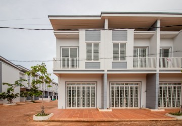 2 Bedroom House For Sale - Chreav, Siem Reap thumbnail