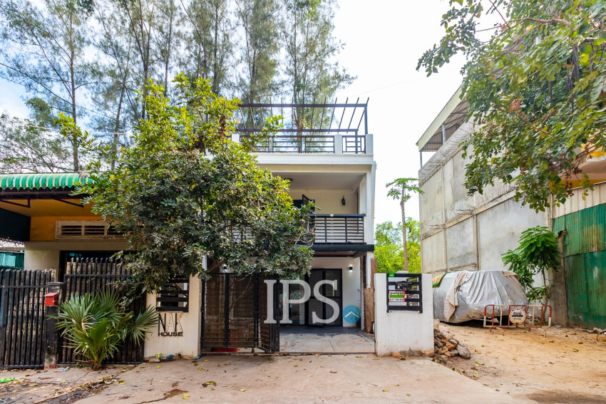 2 Bedroom Villa For Sale - Slor Kram, Siem Reap