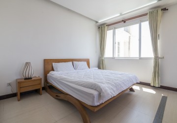 3 Bedroom Apartment For Rent - Chroy Changvar, Phnom Penh thumbnail