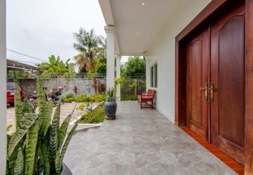 3 Bedroom Villa For Sale - Sangkat Siem Reap, Siem Reap thumbnail