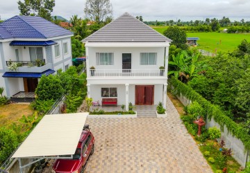 3 Bedroom Villa For Sale - Sangkat Siem Reap, Siem Reap thumbnail