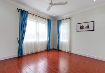 3 Bedroom Villa For Sale - Sangkat Siem Reap, Siem Reap thumbnail