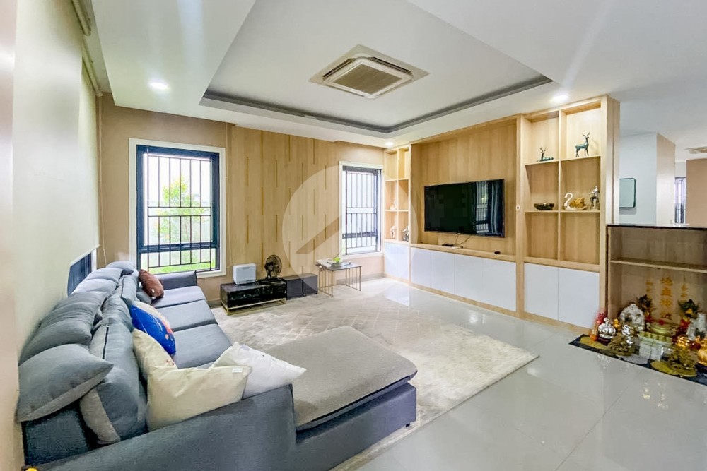 5 Bedroom Villa For Rent - Russey Keo, Phnom Penh - Image 8