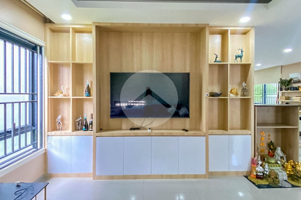 5 Bedroom Villa For Rent - Russey Keo, Phnom Penh - Image 4