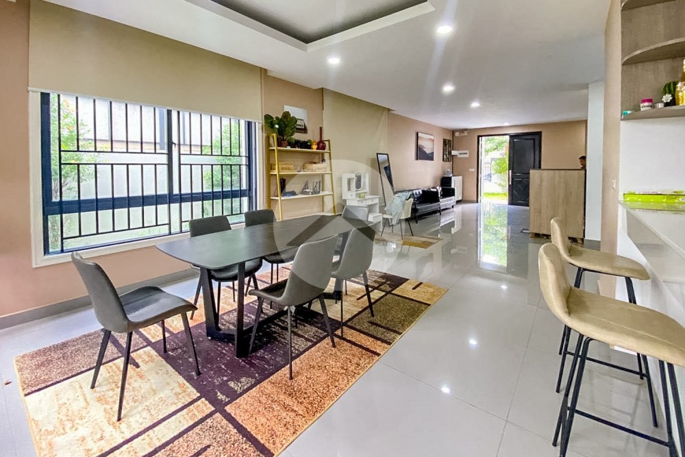 5 Bedroom Villa For Rent - Russey Keo, Phnom Penh - Image 7