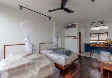 8 Bedroom Hostel For Sale - Phsar Kandal, Siem Reap thumbnail