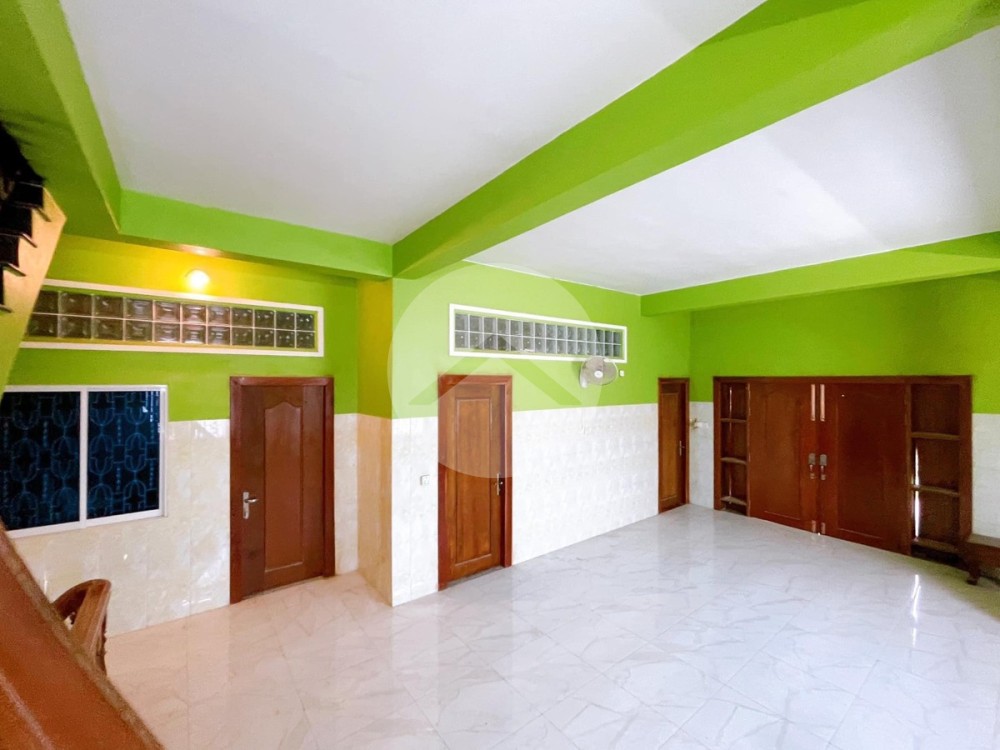 5 Bedroom Commercial Villa For Sale - Battambang - Image 2 5 Bedroom Commercial Villa For Sale - Battambang - Image 2