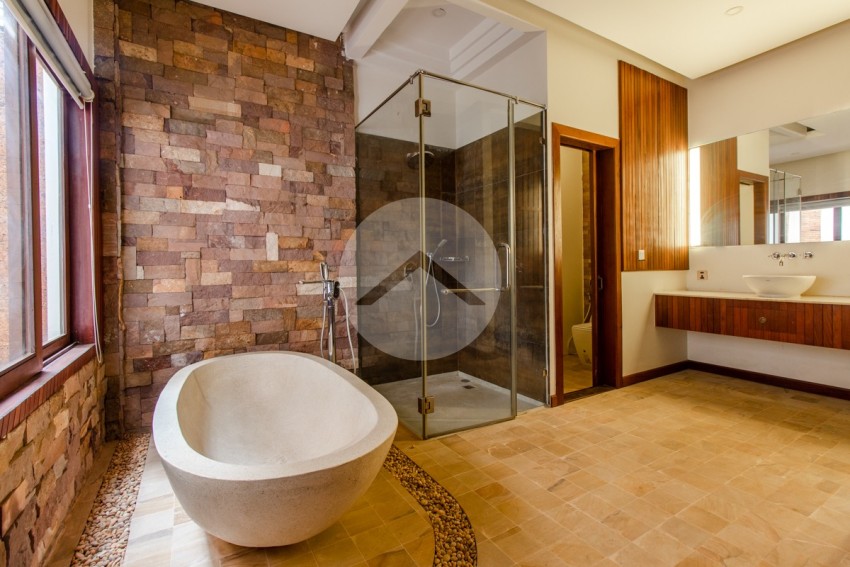 25 Bedroom Hotel  For Rent - Svay Dangkum, Siem Reap