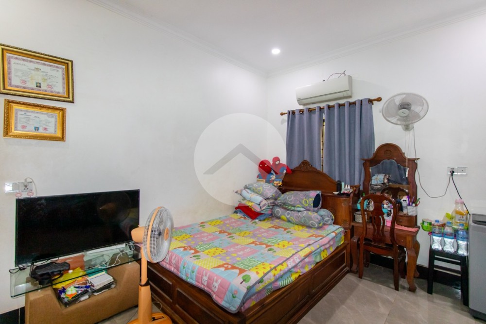 7 Bedroom Commercial Shophouse  For Rent - Night Market Area, Siem Reap - Image 5