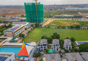 6 Bedroom Villa For Sale - Borey Villa Town, Khan Meanchey, Phnom Penh thumbnail