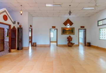 3 Bedroom Villa For Rent - Sala Kamreuk, Siem Reap thumbnail