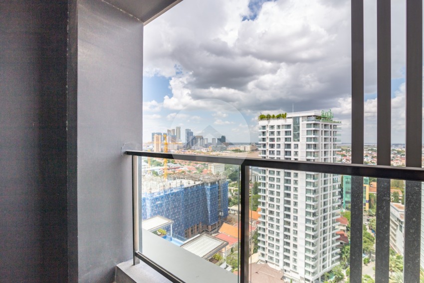 2 Bedroom Condo For Rent - Tonle Bassac, Phnom Penh