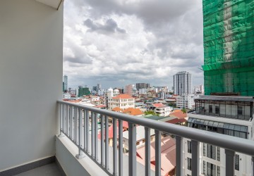 1 Bedroom Apartment For Rent - BKK3, Phnom Penh thumbnail