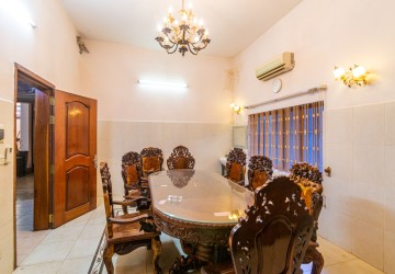 6 Bedroom Commercial Villa For Rent - Chamkarmorn, Phnom Penh thumbnail