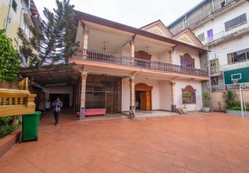 6 Bedroom Commercial Villa For Rent - Chamkarmorn, Phnom Penh thumbnail