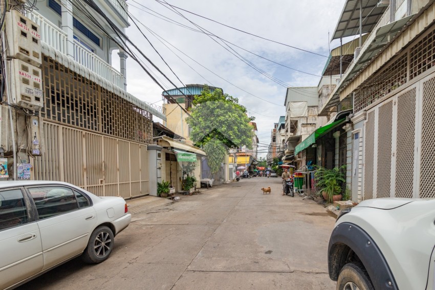 216 Sqm Commercial Land For Sale - Chbar Ampov, Phnom Penh