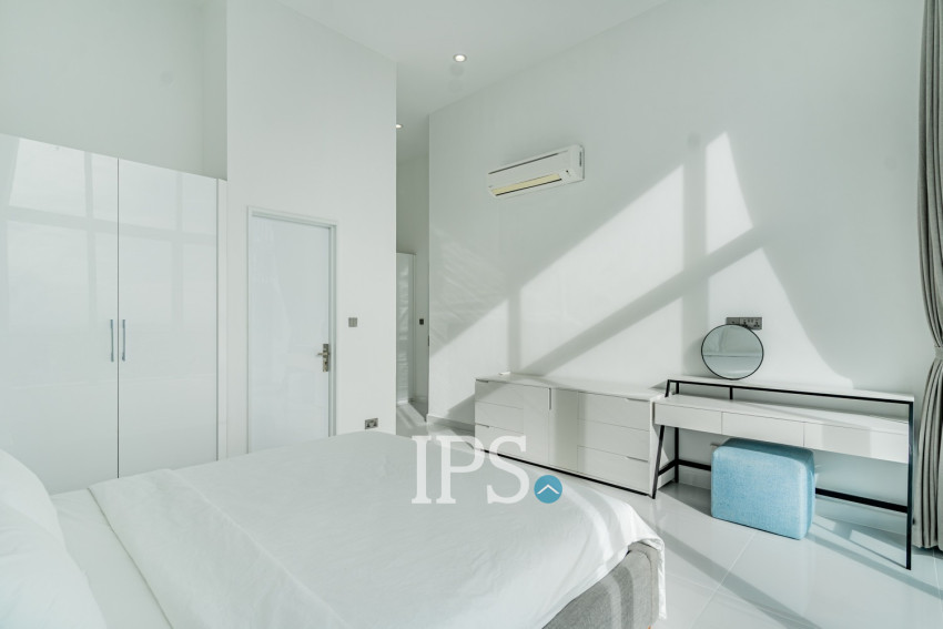 3 Bedroom Penthouse For Rent - J Tower 2, BKK1, Phnom Penh