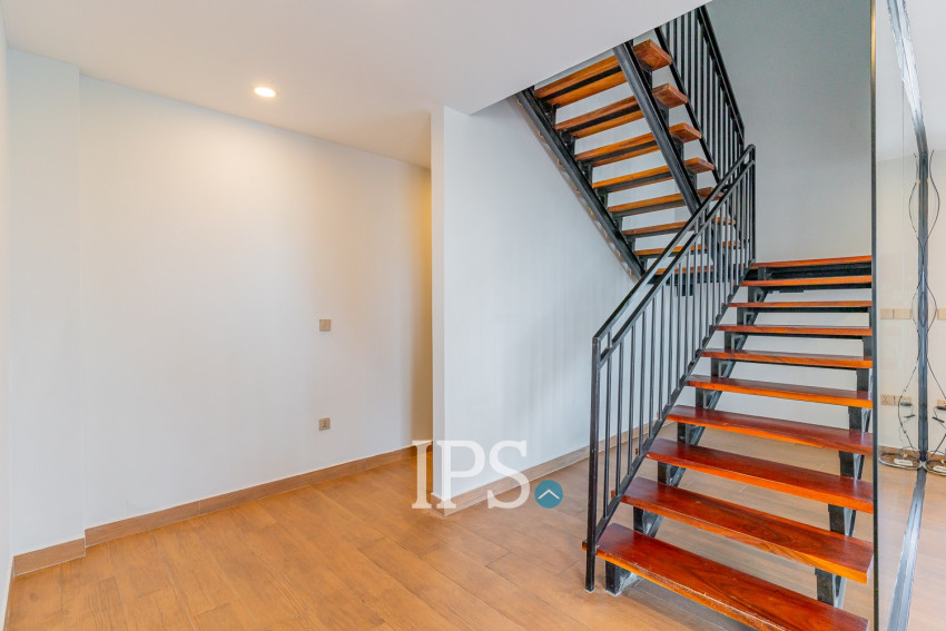 4 Bedroom Serviced Penthouse For Rent - Boeung Kak 1, Phnom Penh