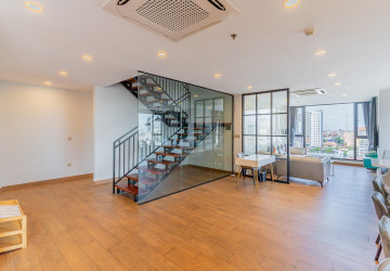 4 Bedroom Serviced Penthouse For Rent - Boeung Kak 1, Phnom Penh thumbnail