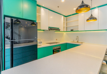 4 Bedroom Serviced Penthouse For Rent - Boeung Kak 1, Phnom Penh thumbnail