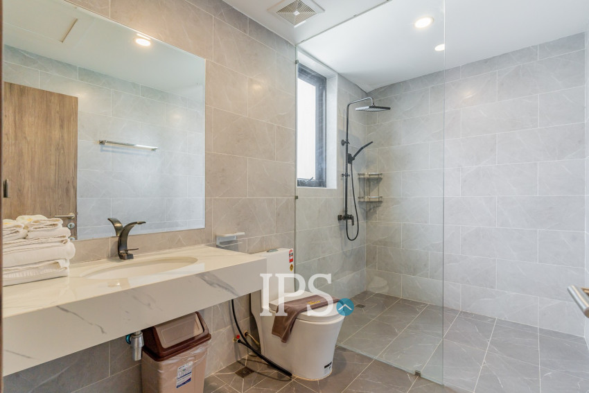 4 Bedroom Serviced Penthouse For Rent - Boeung Kak 1, Phnom Penh