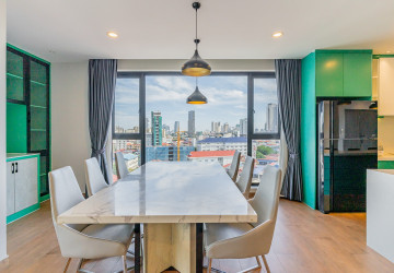 4 Bedroom Serviced Penthouse For Rent - Boeung Kak 1, Phnom Penh thumbnail