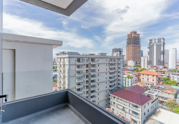 4 Bedroom Serviced Penthouse For Rent - Boeung Kak 1, Phnom Penh thumbnail